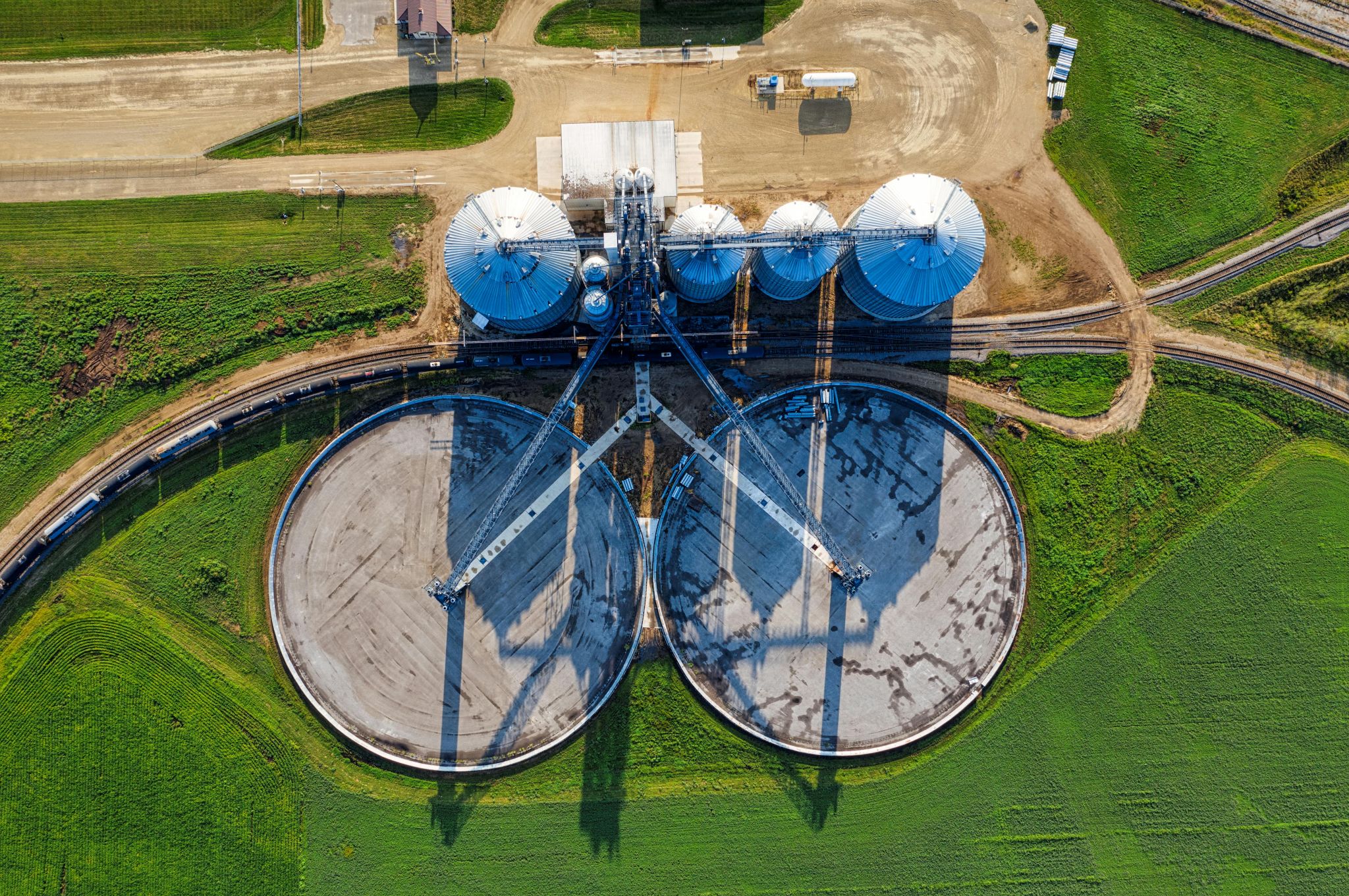 Decarbonizing industrial heat